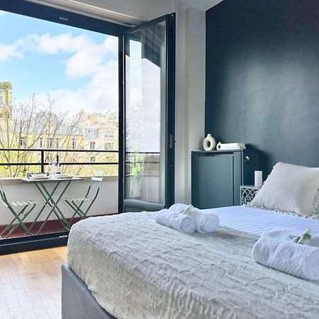 Stylish Apartment With A Balcony In Paris Exterior foto