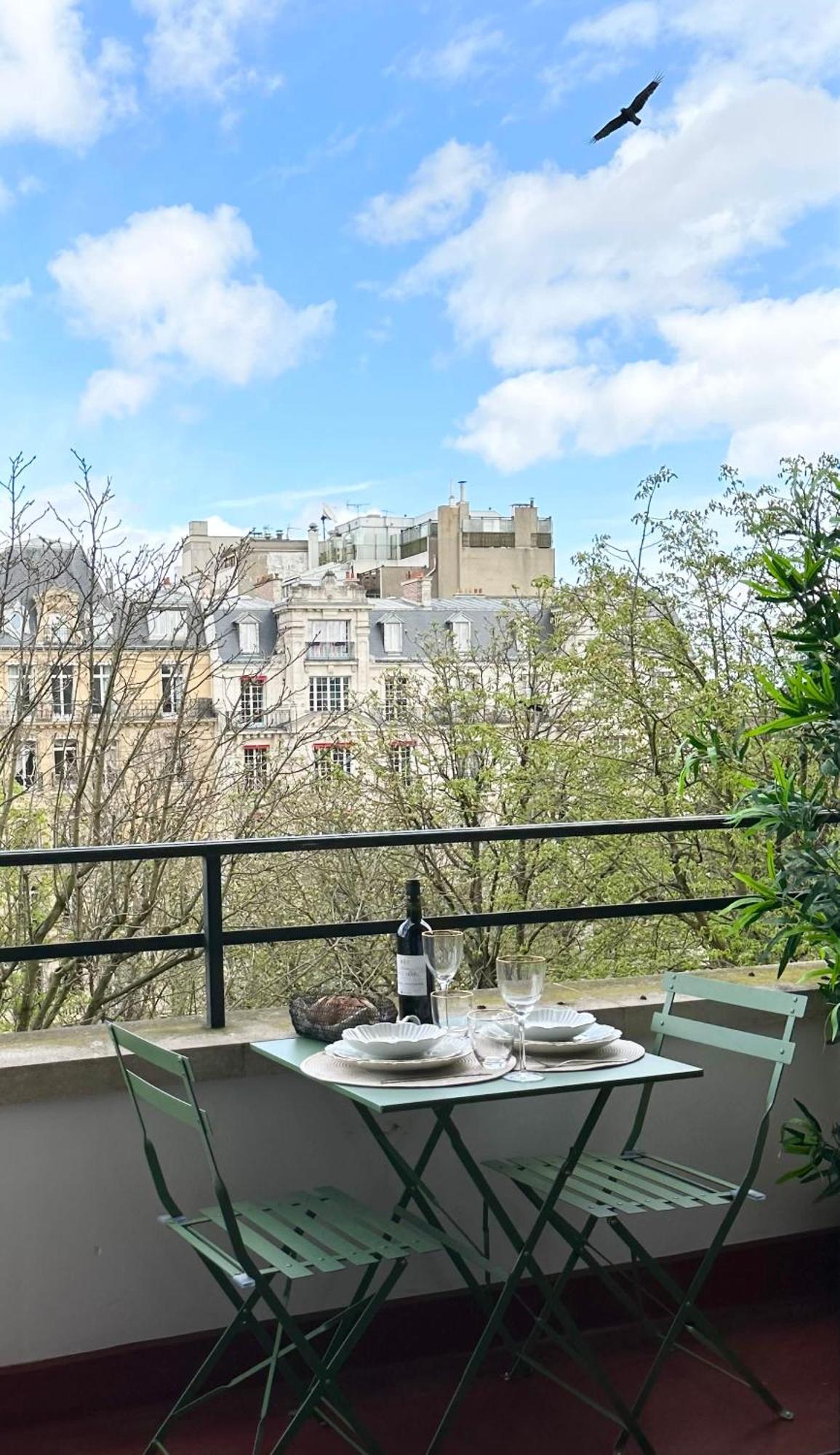 Stylish Apartment With A Balcony In Paris Exterior foto